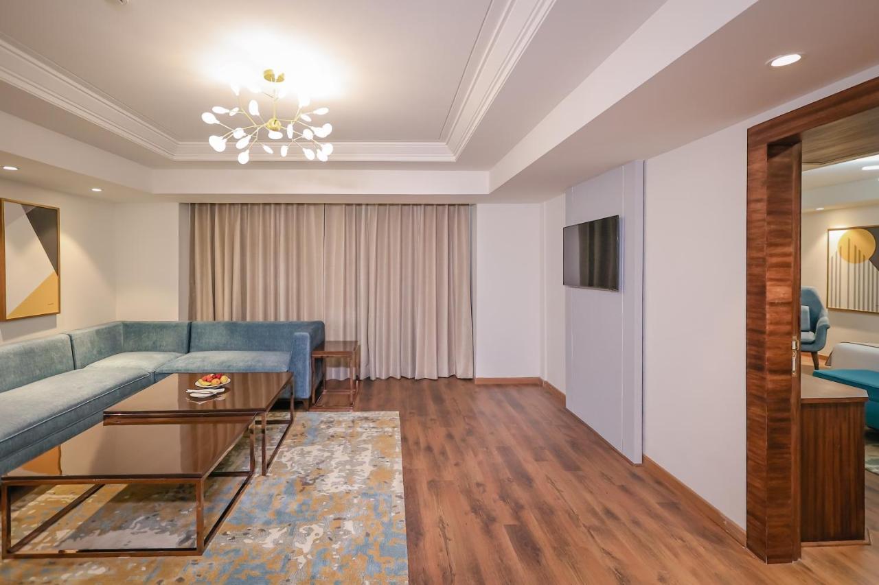 Regenta Dehradun By Royal Orchid Hotels Limited エクステリア 写真