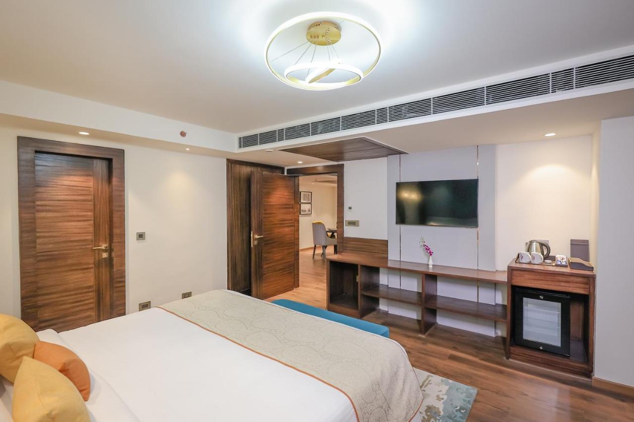 Regenta Dehradun By Royal Orchid Hotels Limited エクステリア 写真