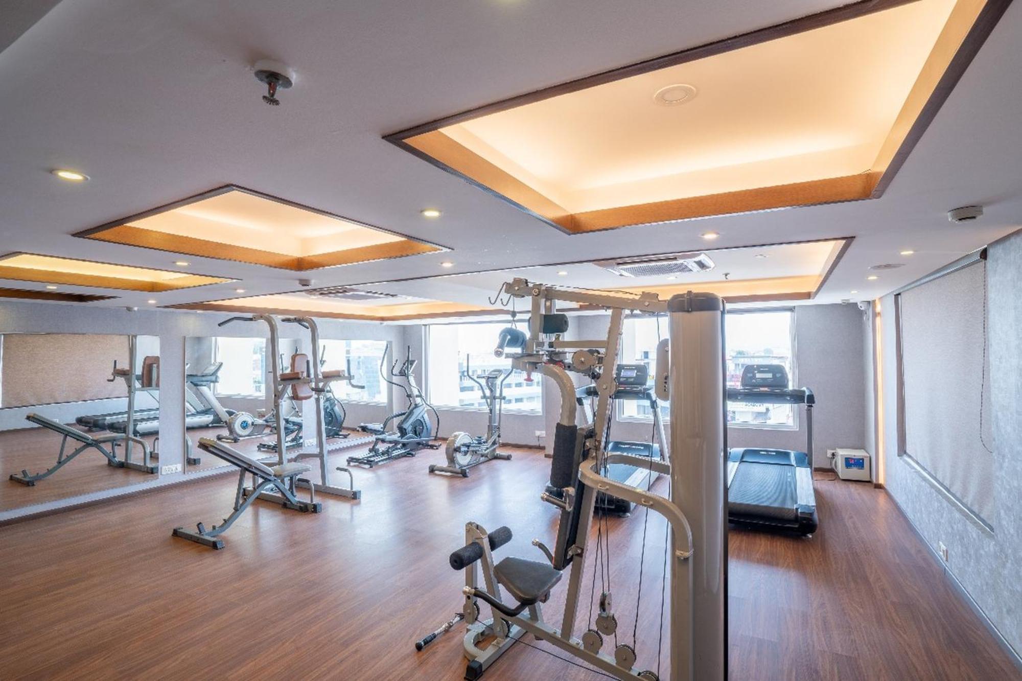 Regenta Dehradun By Royal Orchid Hotels Limited エクステリア 写真